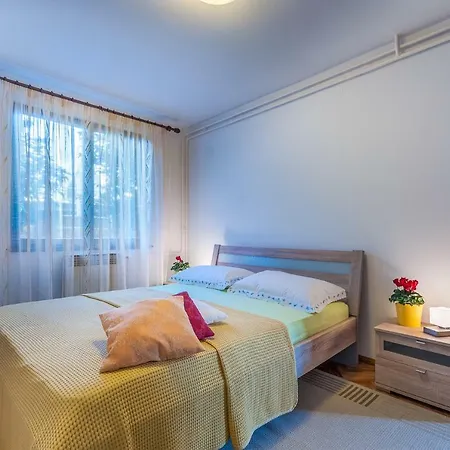Apartment Gloria